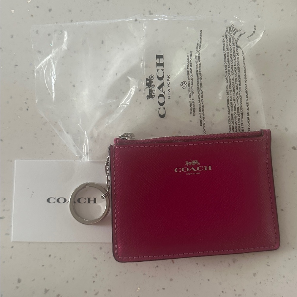 Coach wallet ID New